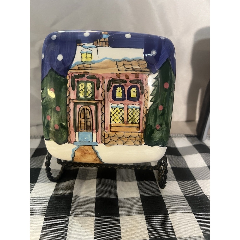 TRINKET BOX WITH COTTAGE AND TREES 4.75 x 4.75 x 2.75 (1244)